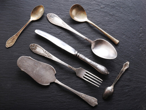 Keep Silverware from Tarnishing